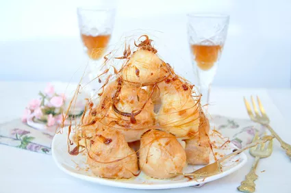 Croquembouche