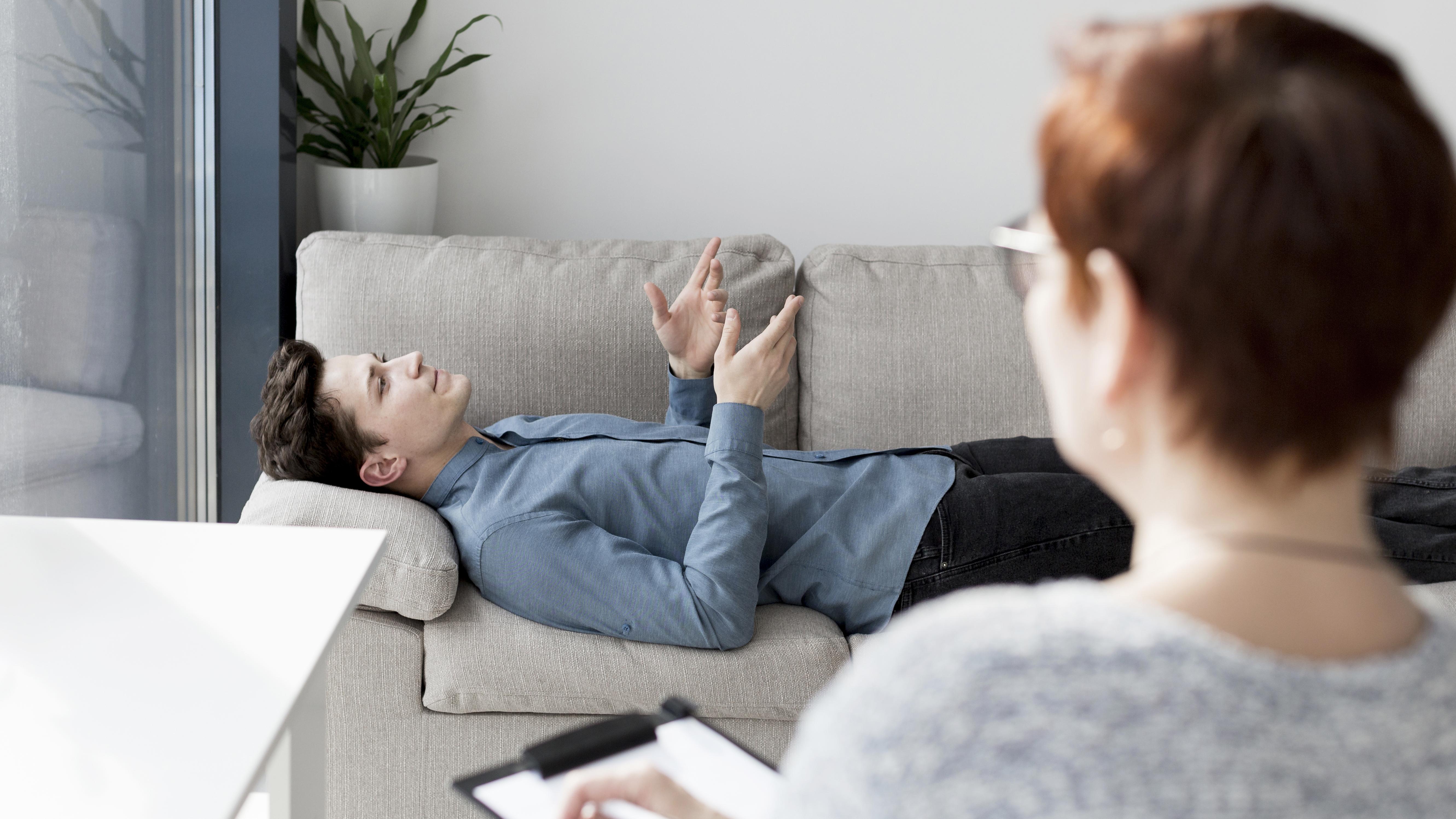 S psychologickou ruminací vám může pomoci psycholog.